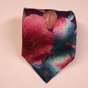 Camden Court Floral Neck Tie